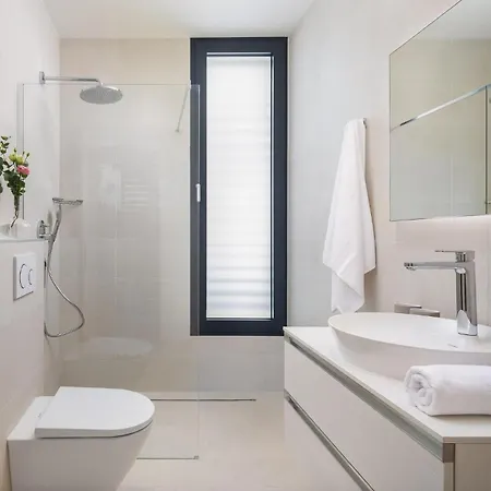 1 Bedroom In Appartement *